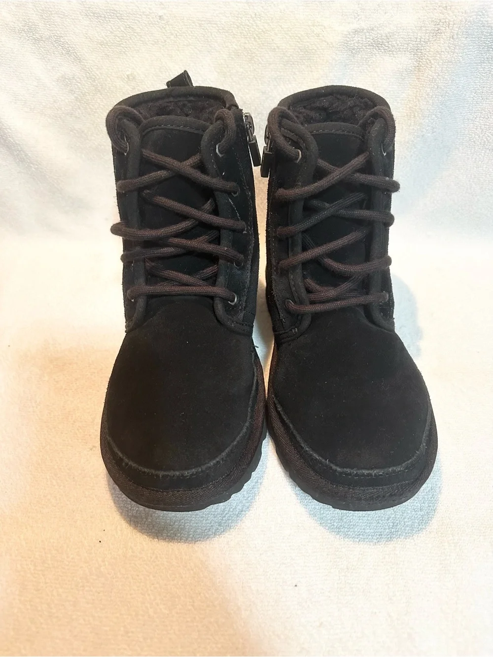 UGG Kids Harkley black Suede Boot size 2 big kid